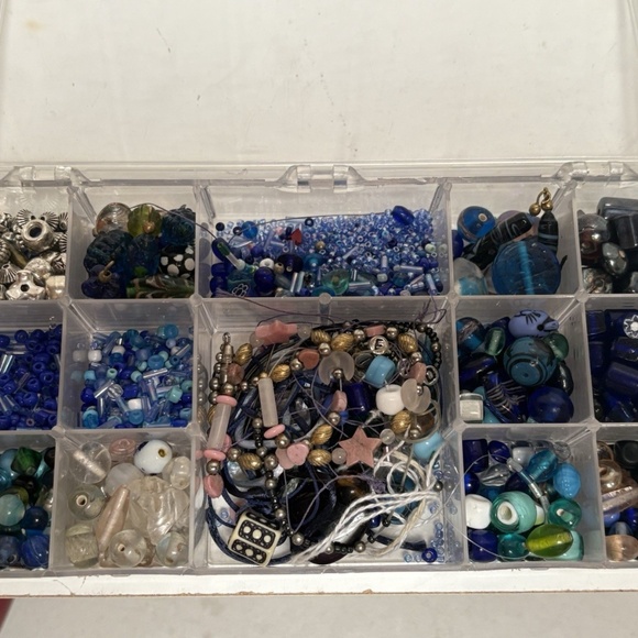 Blue Turquoise Beads 1.5 Lbs Lot Glass Seed Metal Silver Stone Mixed Jewelry - Picture 3 of 4